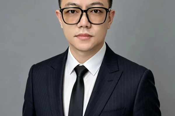 印尼杭州商会常务副会长：从钱塘江到爪哇海：绿城海外“敲门人”侯耀辉的拓疆之路